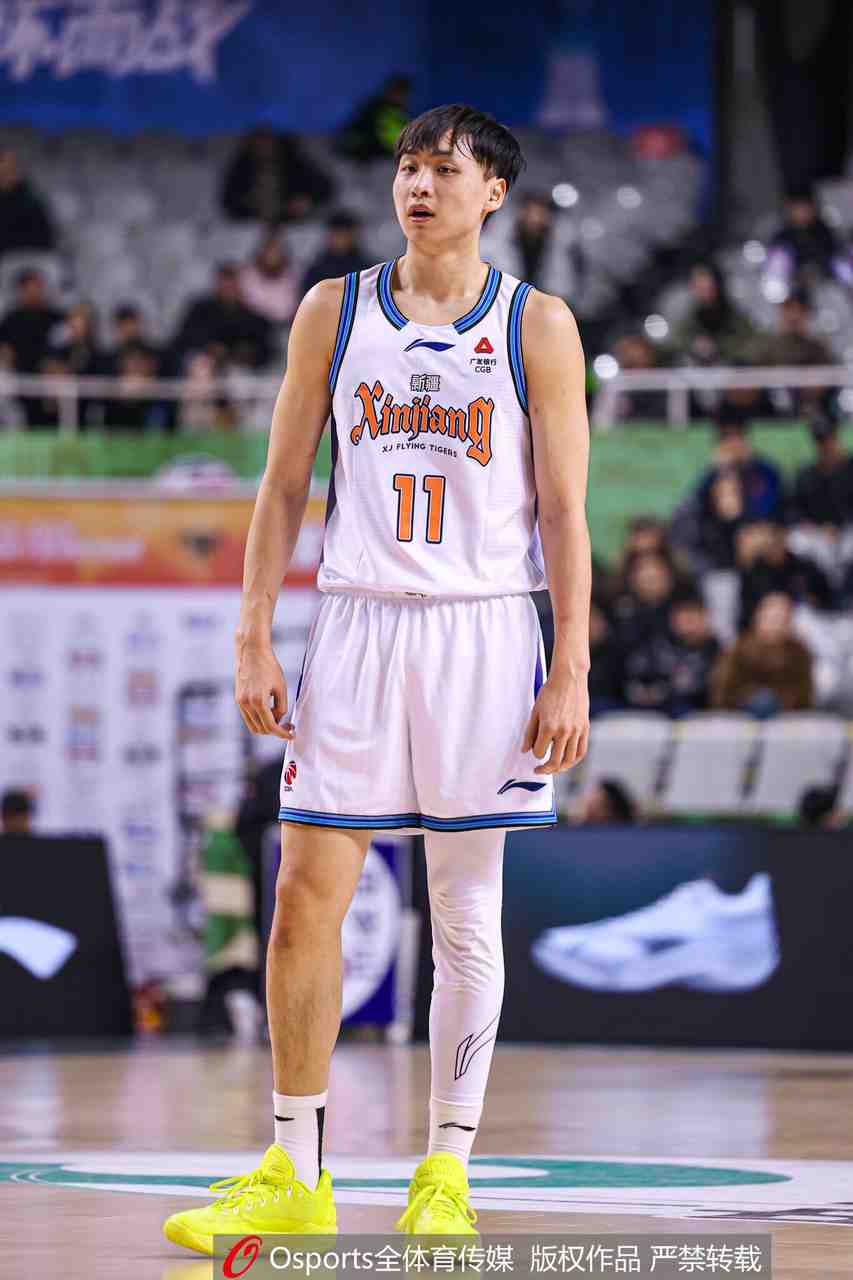 进攻相当火热！齐麟20中11砍全场最高26分 三分6中3且0失误